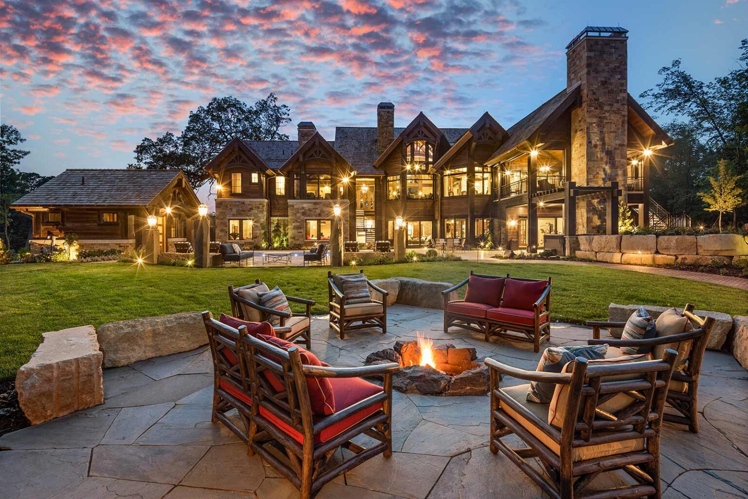 Minneapolis Luxury Custom Home Builder Charles Cudd Co.